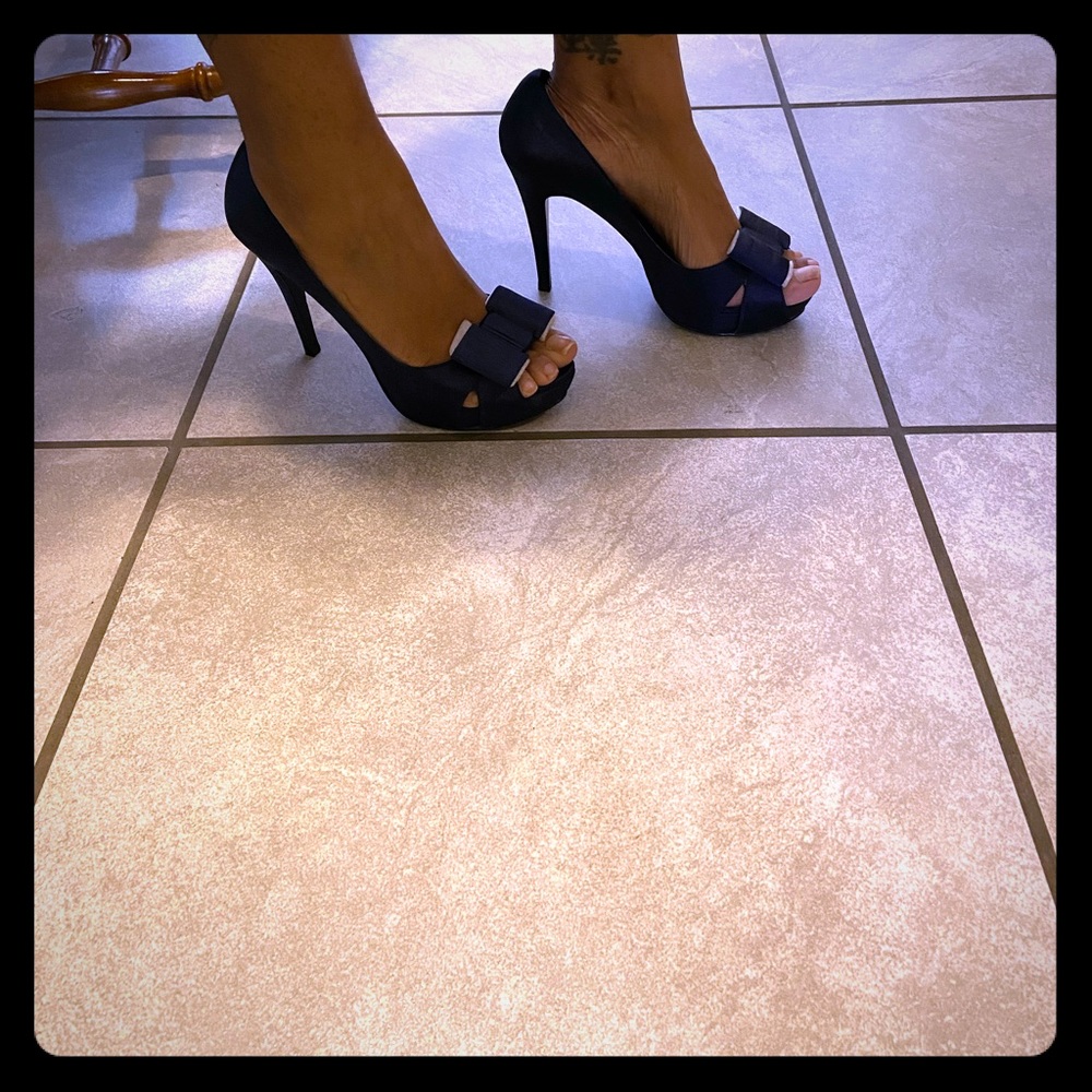 Women’s satin platform dressy heels